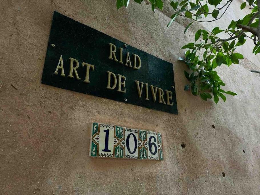 Riad Art De Vivre Avec Jacuzzi Marrakesh Exteriör bild