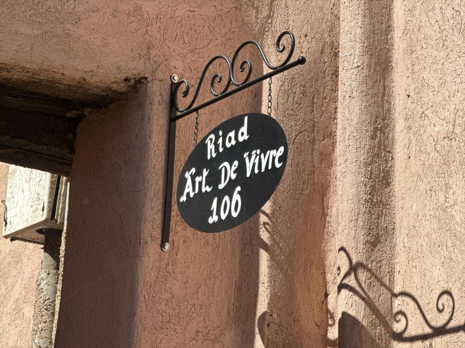 Riad Art De Vivre Avec Jacuzzi Marrakesh Exteriör bild