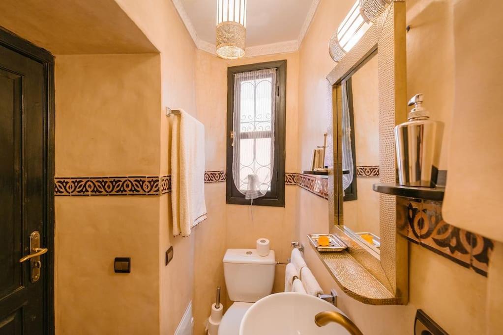 Riad Art De Vivre Avec Jacuzzi Marrakesh Exteriör bild