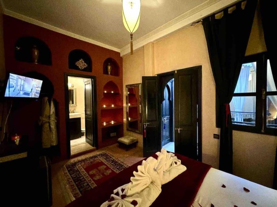 Riad Art De Vivre Avec Jacuzzi Marrakesh Exteriör bild