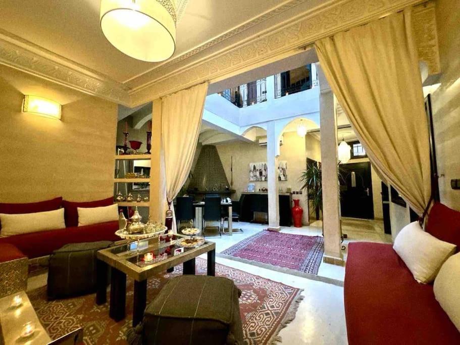 Riad Art De Vivre Avec Jacuzzi Marrakesh Exteriör bild